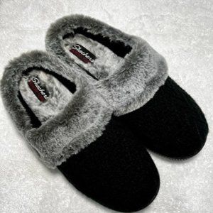 Skechers Cozy Campfire Slippers. Women's Size 8
